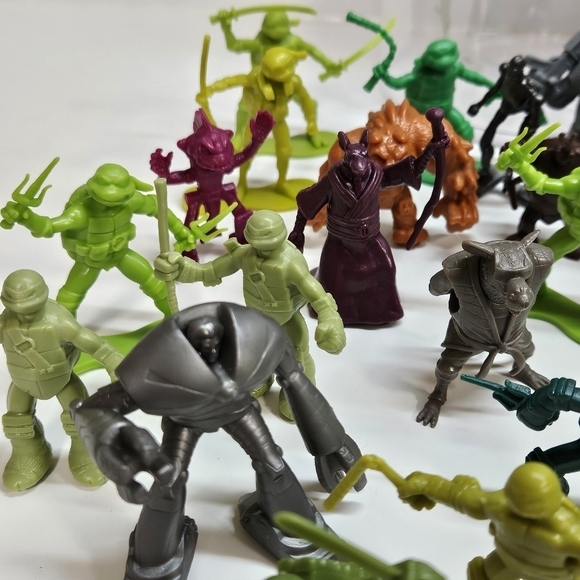 Teenage Mutant Ninja Turtles TNMT Mutant Mayhem Bucket Bank Figure Lot - Picture 3 of 8